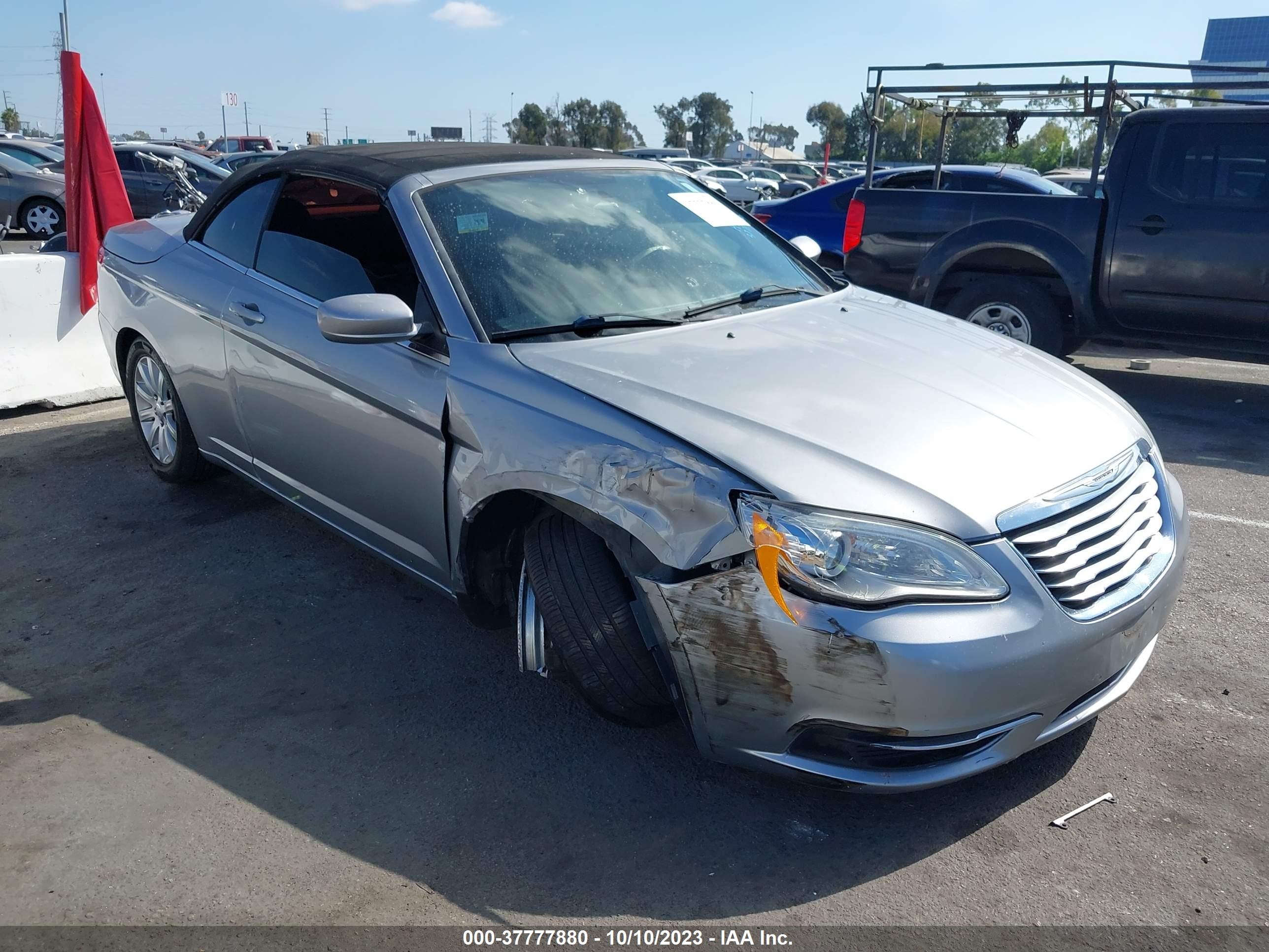 Photo 5 VIN: 1C3BCBEB2DN532983 - CHRYSLER 200 