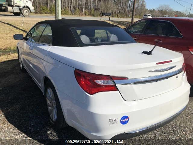 Photo 2 VIN: 1C3BCBEB2DN635417 - CHRYSLER 200 