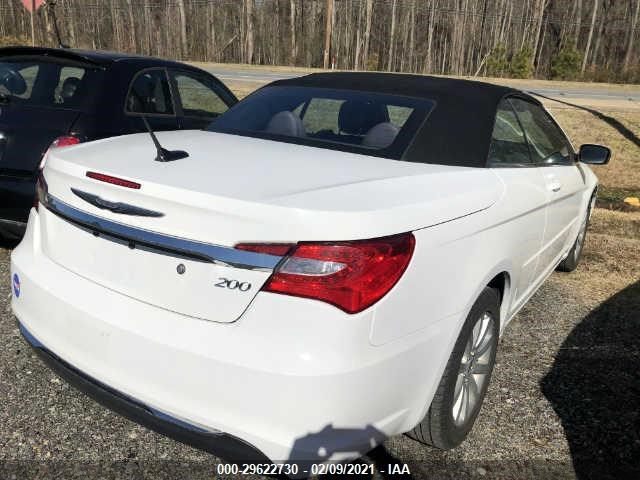 Photo 3 VIN: 1C3BCBEB2DN635417 - CHRYSLER 200 