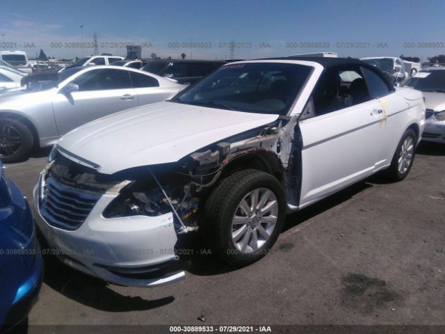 Photo 1 VIN: 1C3BCBEB5DN526692 - CHRYSLER 200 