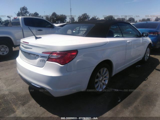 Photo 3 VIN: 1C3BCBEB5DN526692 - CHRYSLER 200 