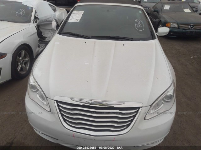 Photo 5 VIN: 1C3BCBEB9EN158115 - CHRYSLER 200 