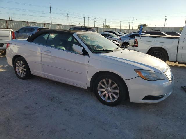 Photo 3 VIN: 1C3BCBEG4DN718536 - CHRYSLER 200 TOURIN 