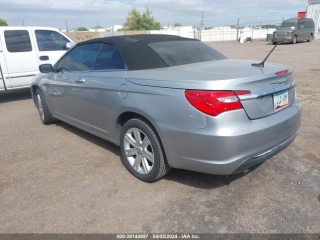 Photo 2 VIN: 1C3BCBEG7EN120460 - CHRYSLER 200 