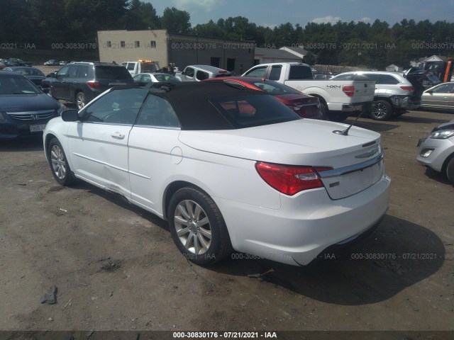 Photo 2 VIN: 1C3BCBEG8CN271305 - CHRYSLER 200 