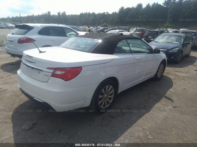 Photo 3 VIN: 1C3BCBEG8CN271305 - CHRYSLER 200 