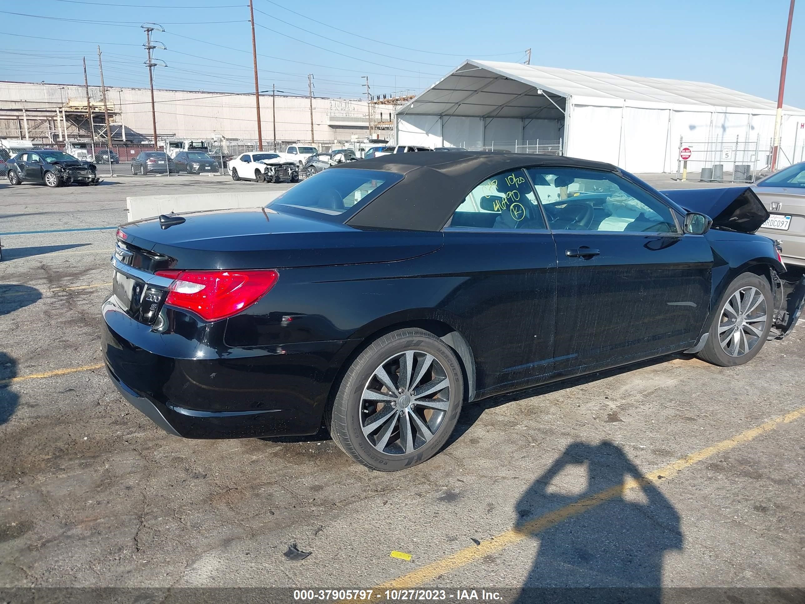 Photo 3 VIN: 1C3BCBGG1DN687226 - CHRYSLER 200 