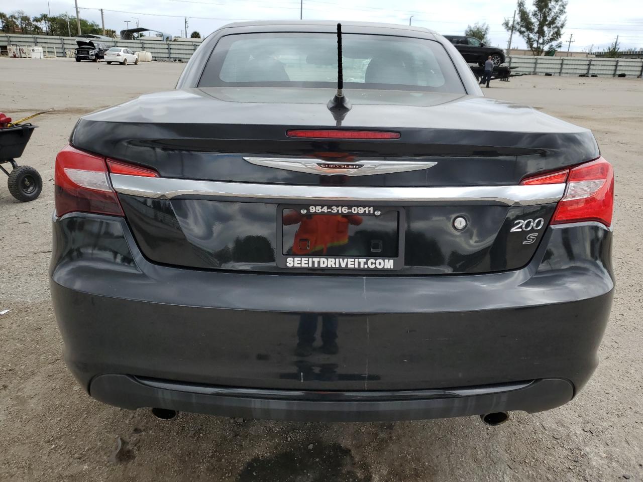 Photo 5 VIN: 1C3BCBGG6EN156928 - CHRYSLER 200 