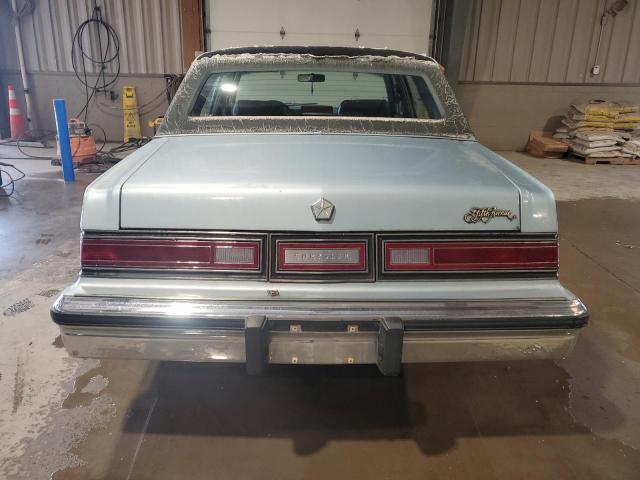 Photo 5 VIN: 1C3BF66P3JW156017 - CHRYSLER FIFTH AVEN 