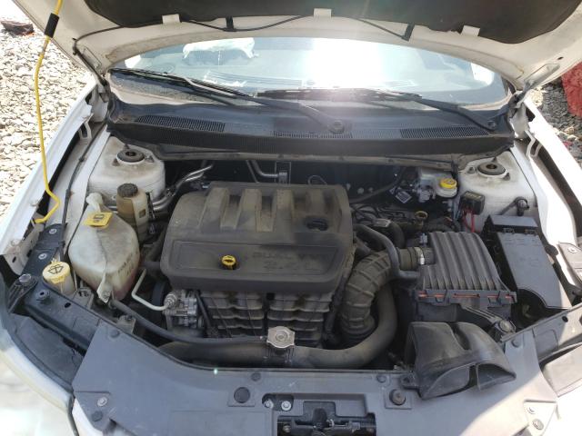 Photo 6 VIN: 1C3CC5FB7AN154403 - CHRYSLER SEBRING LI 