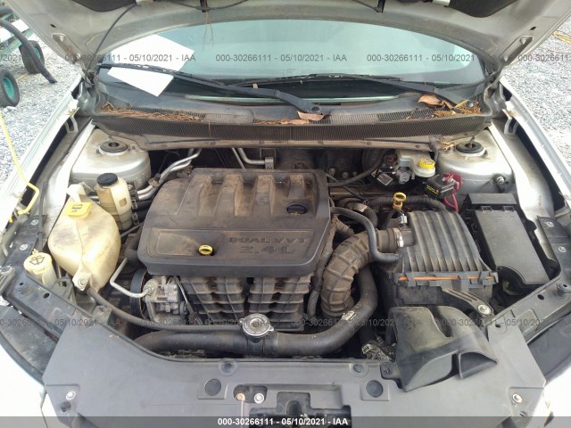 Photo 9 VIN: 1C3CC5FB8AN137982 - CHRYSLER SEBRING 