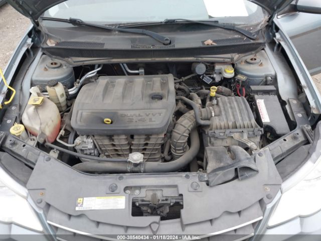 Photo 9 VIN: 1C3CC5FBXAN212505 - CHRYSLER SEBRING 