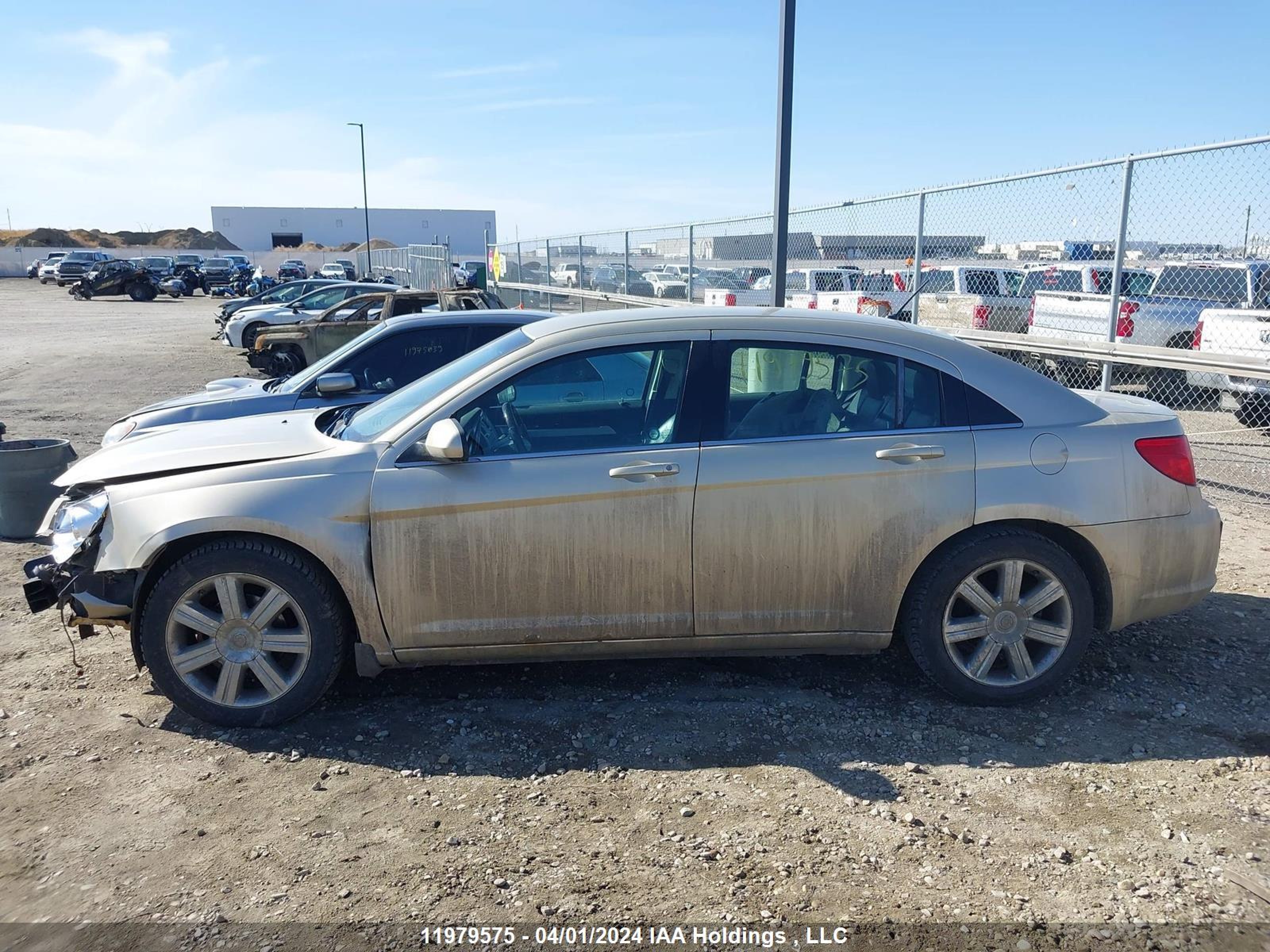 Photo 13 VIN: 1C3CC5FV4AN127718 - CHRYSLER SEBRING 