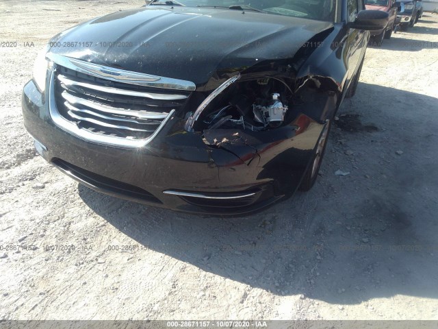 Photo 5 VIN: 1C3CCBAB0CN113930 - CHRYSLER 200 