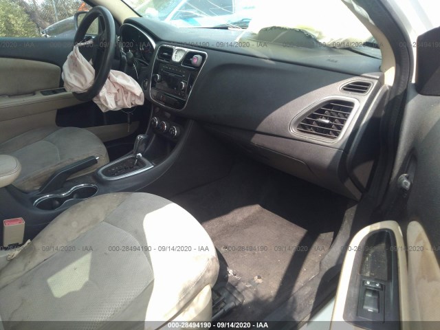 Photo 4 VIN: 1C3CCBAB0CN114172 - CHRYSLER 200 