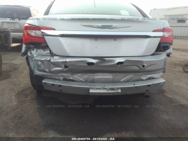 Photo 5 VIN: 1C3CCBAB0CN272933 - CHRYSLER 200 