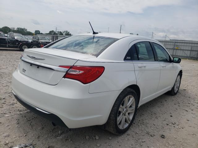 Photo 3 VIN: 1C3CCBAB0DN704826 - CHRYSLER 200 LX 