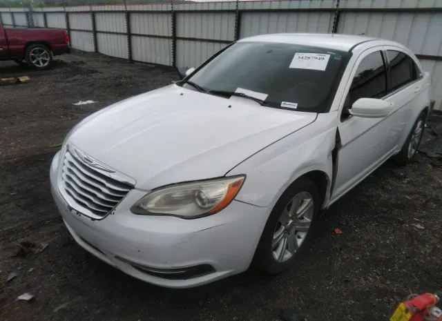 Photo 5 VIN: 1C3CCBAB0DN706074 - CHRYSLER 200 