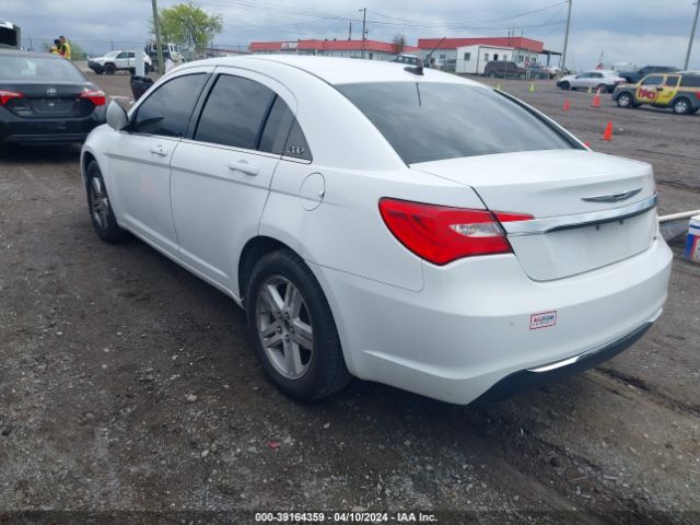 Photo 2 VIN: 1C3CCBAB0EN209656 - CHRYSLER 200 