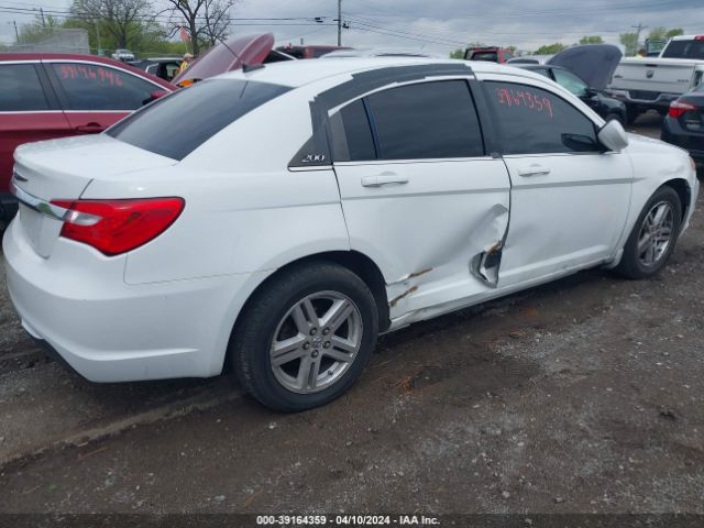 Photo 3 VIN: 1C3CCBAB0EN209656 - CHRYSLER 200 