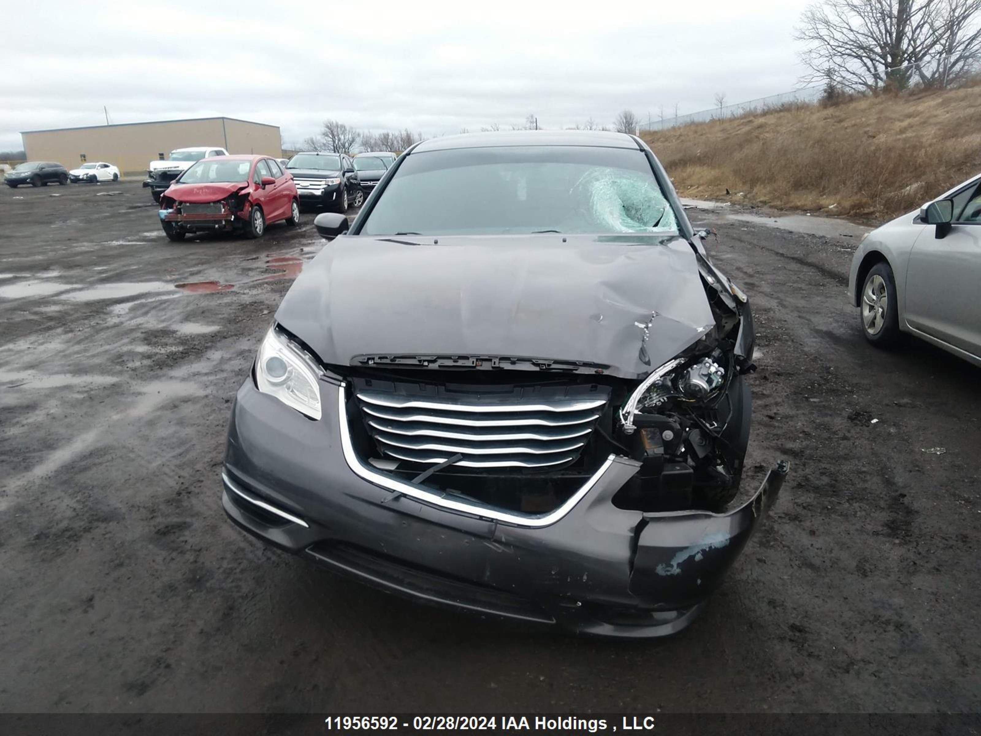 Photo 10 VIN: 1C3CCBAB0EN231690 - CHRYSLER 200 