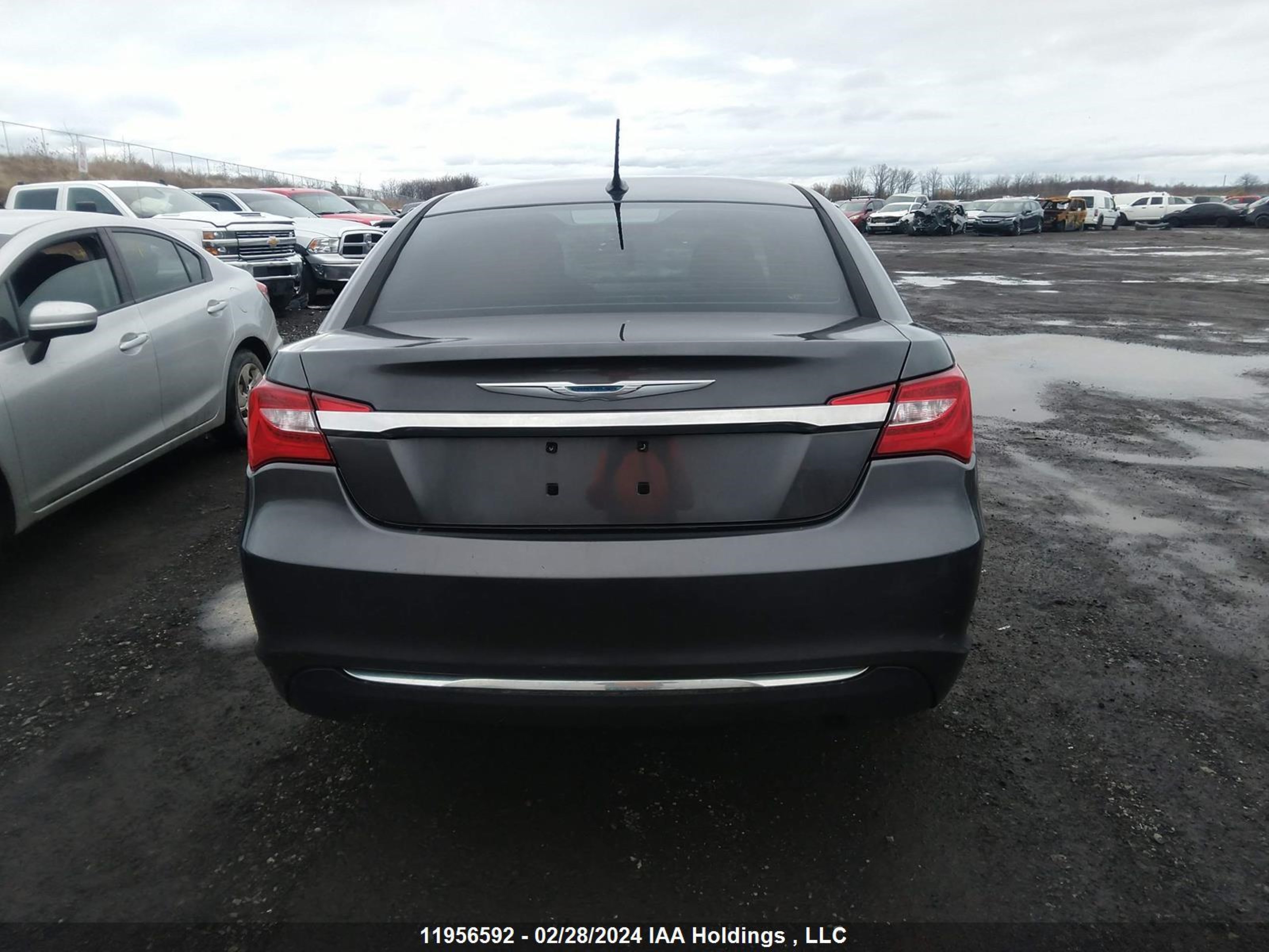 Photo 14 VIN: 1C3CCBAB0EN231690 - CHRYSLER 200 