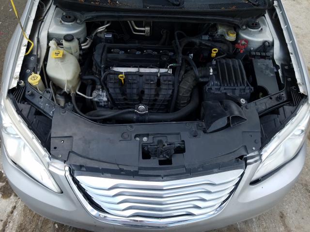 Photo 6 VIN: 1C3CCBAB1CN248608 - CHRYSLER 200 LX 