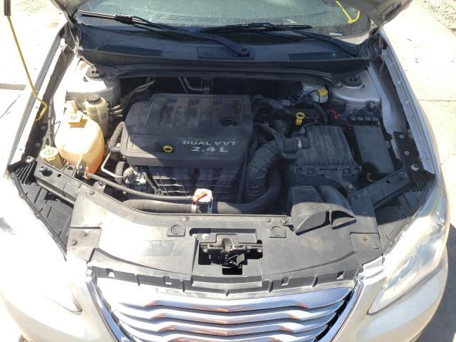 Photo 6 VIN: 1C3CCBAB1CN249001 - CHRYSLER 200 LX 