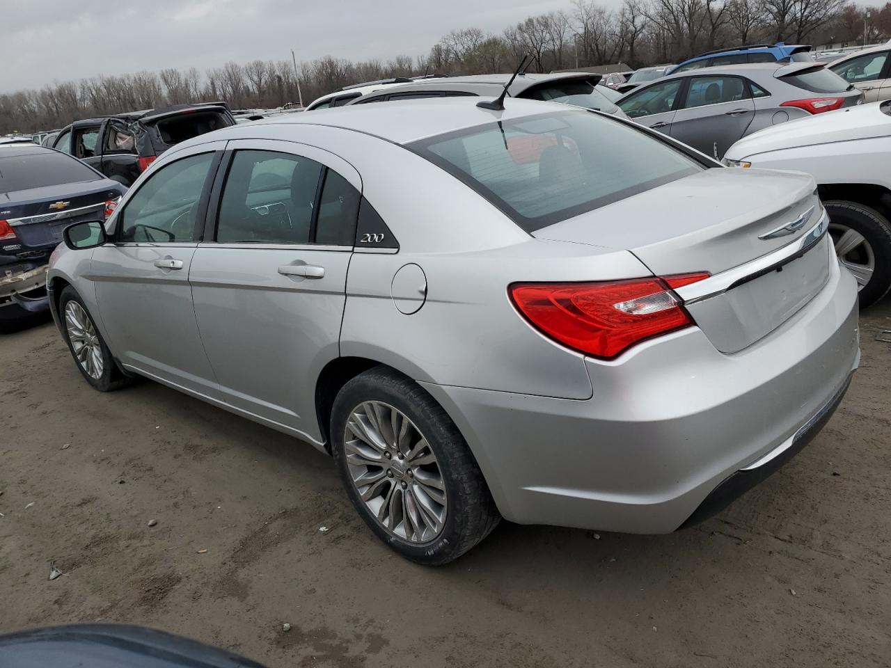 Photo 1 VIN: 1C3CCBAB1CN262105 - CHRYSLER 200 