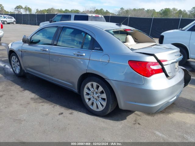 Photo 2 VIN: 1C3CCBAB1EN140962 - CHRYSLER 200 