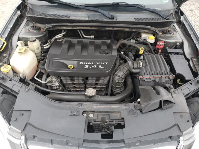 Photo 6 VIN: 1C3CCBAB2CN166483 - CHRYSLER 200 LX 