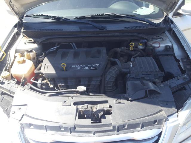 Photo 6 VIN: 1C3CCBAB2CN203029 - CHRYSLER 200 LX 