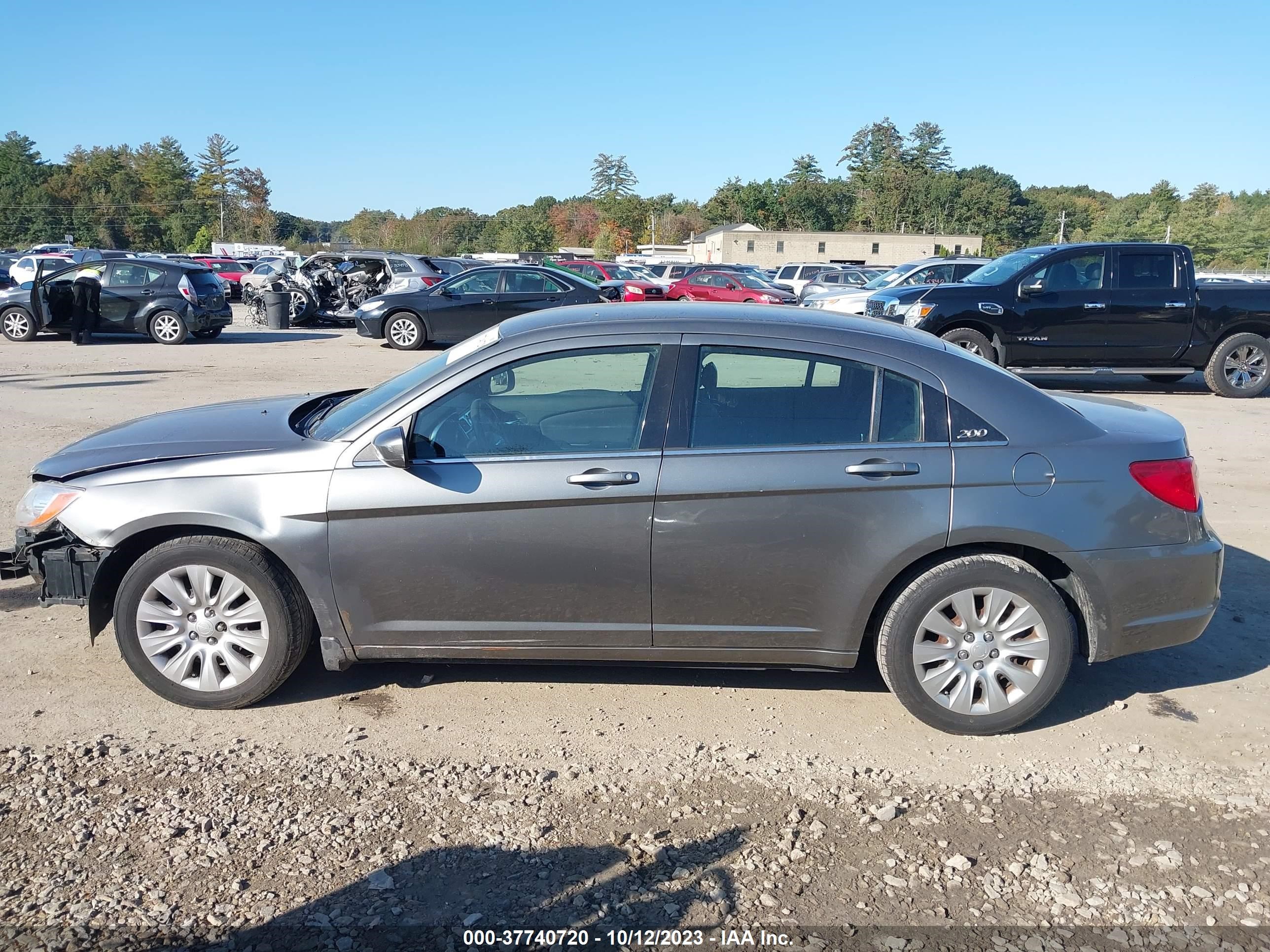 Photo 14 VIN: 1C3CCBAB2CN292617 - CHRYSLER 200 