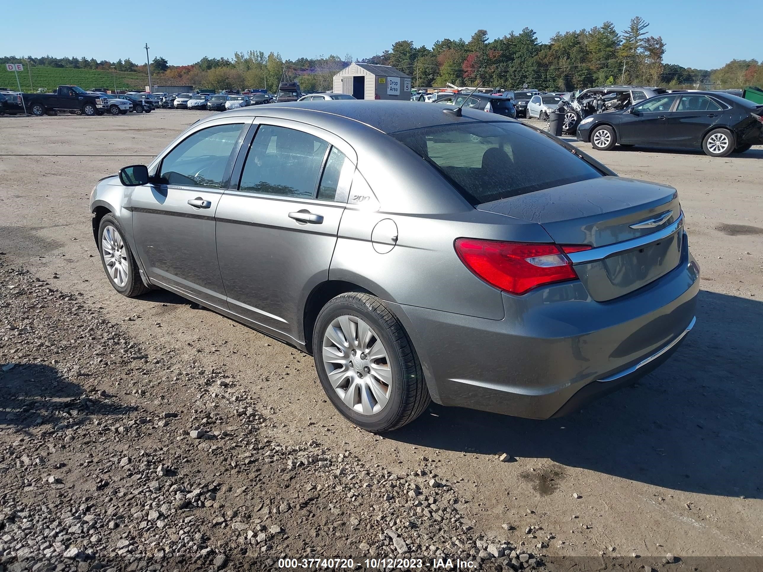 Photo 2 VIN: 1C3CCBAB2CN292617 - CHRYSLER 200 