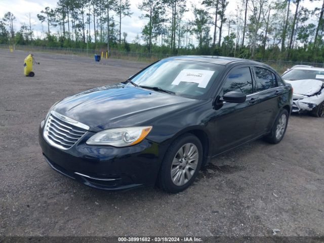 Photo 1 VIN: 1C3CCBAB2CN295808 - CHRYSLER 200 