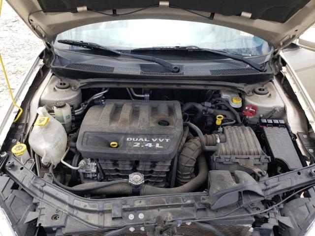 Photo 6 VIN: 1C3CCBAB2DN671666 - CHRYSLER 200 LX 