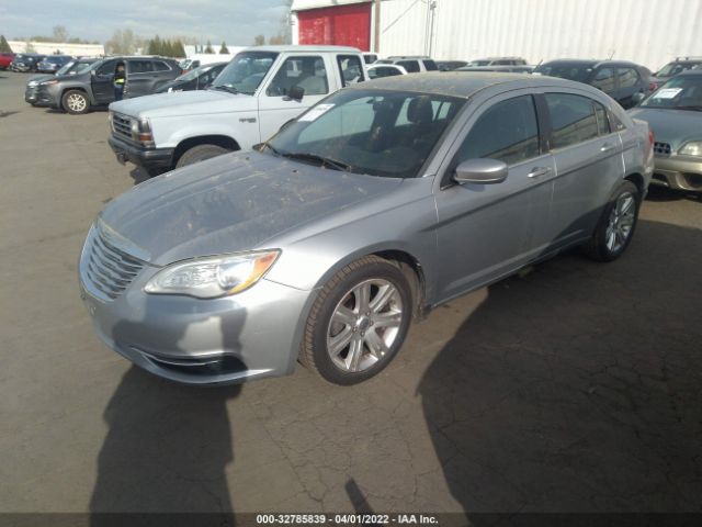 Photo 1 VIN: 1C3CCBAB2DN686863 - CHRYSLER 200 