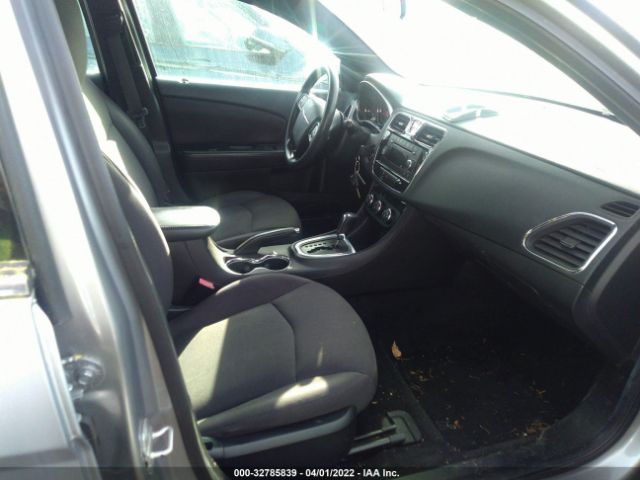 Photo 4 VIN: 1C3CCBAB2DN686863 - CHRYSLER 200 