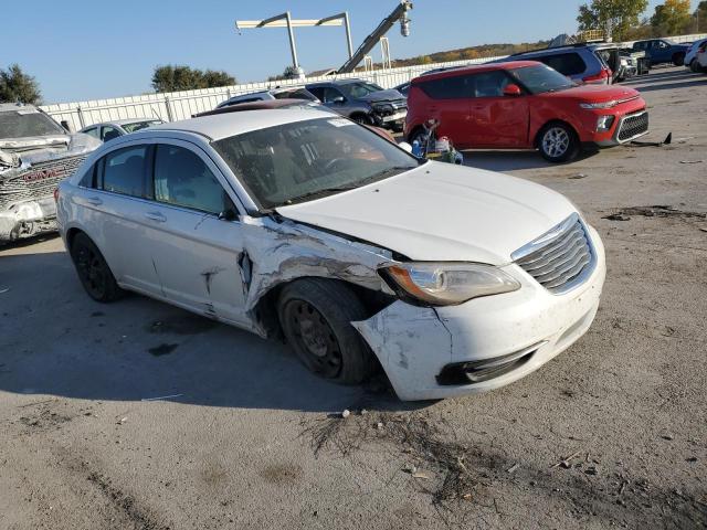 Photo 3 VIN: 1C3CCBAB2EN168057 - CHRYSLER 200 LX 