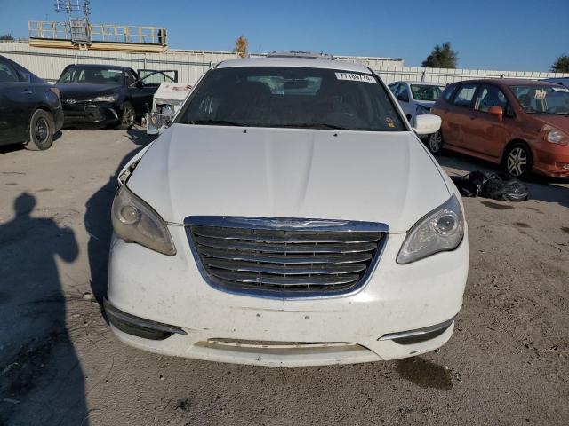 Photo 4 VIN: 1C3CCBAB2EN168057 - CHRYSLER 200 LX 