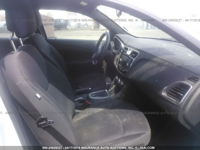 Photo 4 VIN: 1C3CCBAB2EN212753 - CHRYSLER 200 