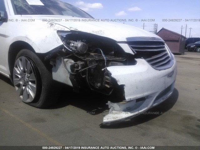 Photo 5 VIN: 1C3CCBAB2EN212753 - CHRYSLER 200 