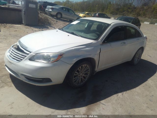 Photo 1 VIN: 1C3CCBAB3CN103831 - CHRYSLER 200 