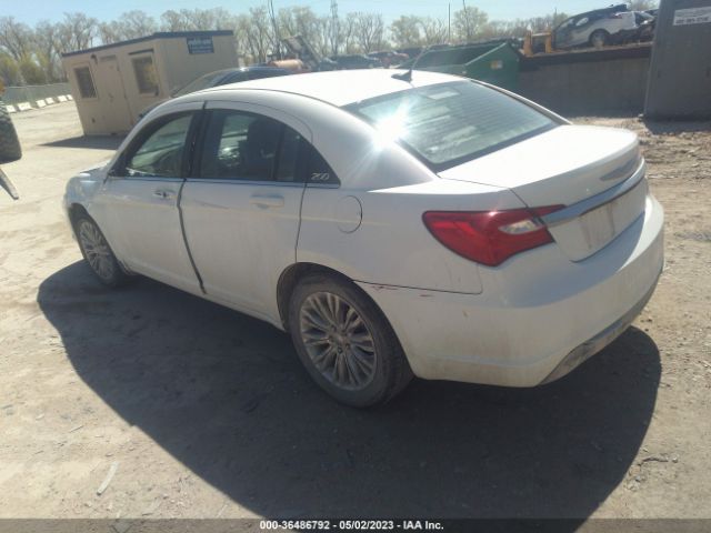 Photo 2 VIN: 1C3CCBAB3CN103831 - CHRYSLER 200 