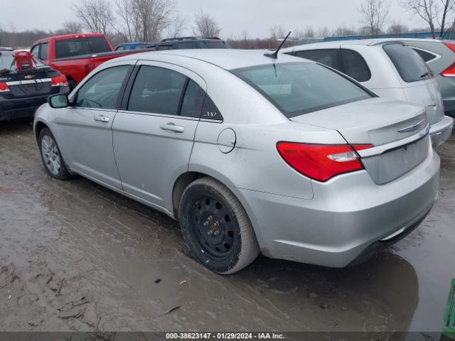 Photo 2 VIN: 1C3CCBAB3CN127546 - CHRYSLER 200 