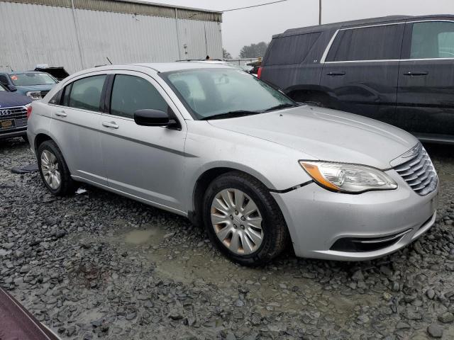 Photo 3 VIN: 1C3CCBAB3CN172342 - CHRYSLER 200 