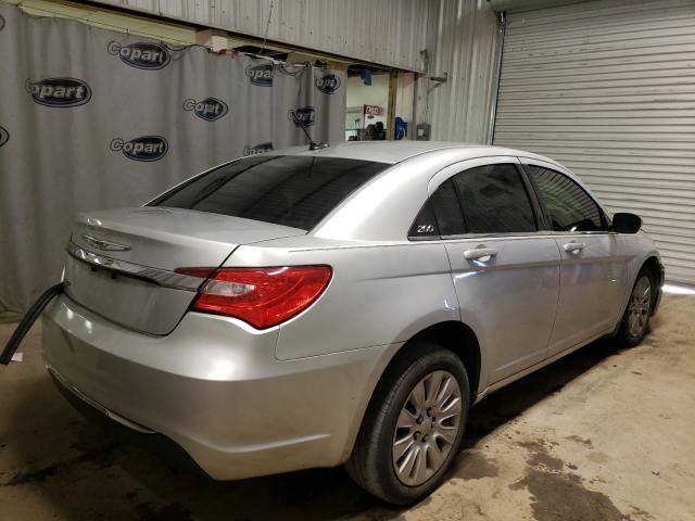 Photo 3 VIN: 1C3CCBAB3CN295641 - CHRYSLER 200 LX 