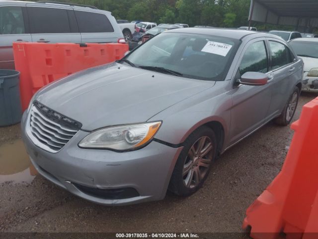 Photo 1 VIN: 1C3CCBAB3DN671658 - CHRYSLER 200 