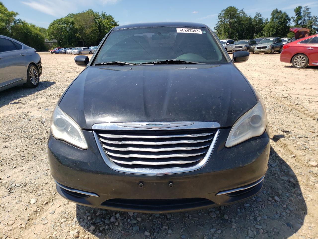 Photo 4 VIN: 1C3CCBAB3DN705548 - CHRYSLER 200 