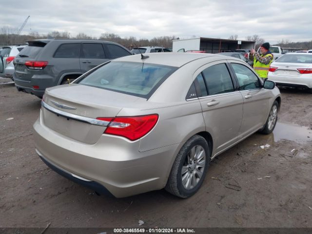 Photo 3 VIN: 1C3CCBAB3EN206248 - CHRYSLER 200 